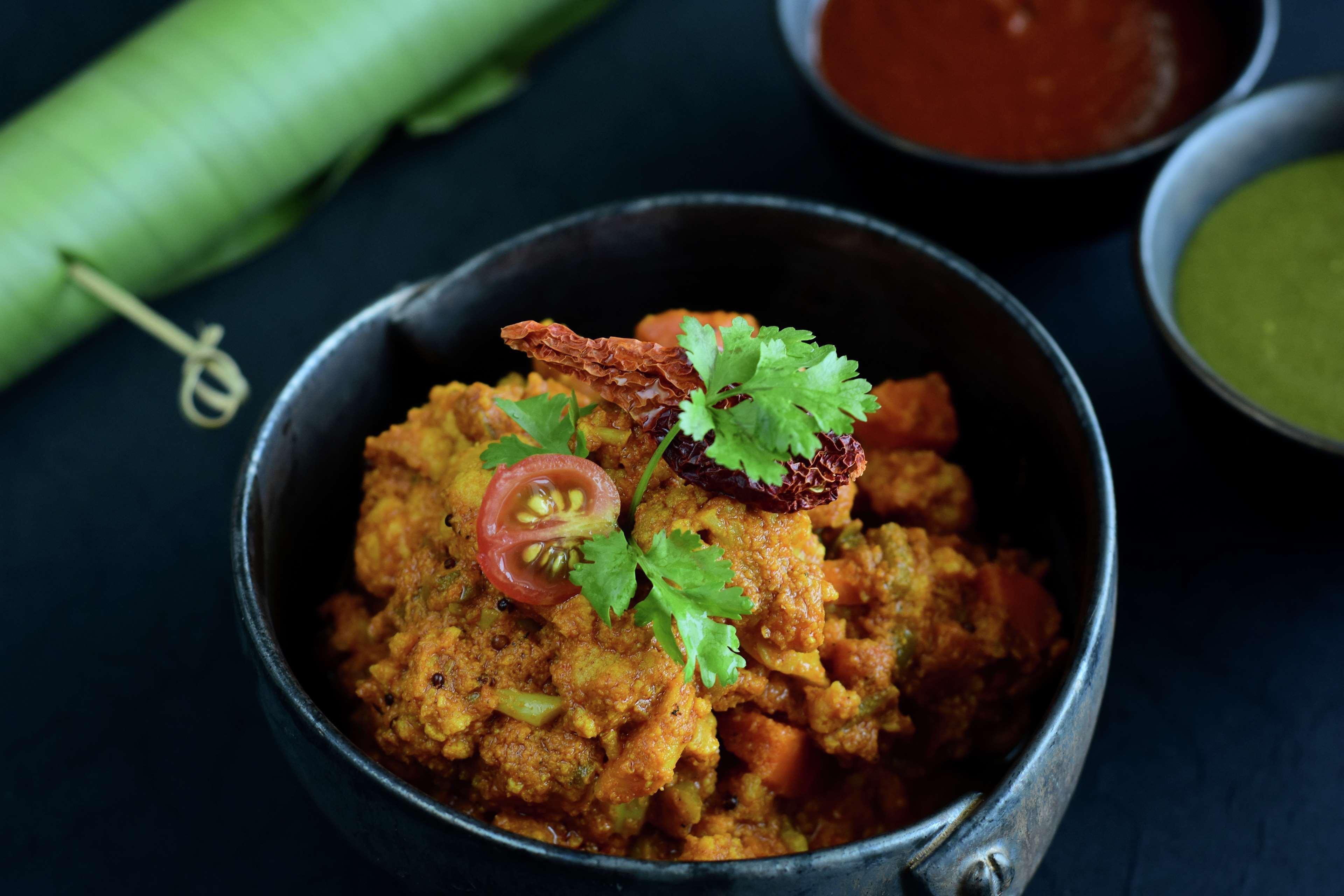 Hilton Mumbai International Airport Hotel Luaran gambar Bisi Bele bhath